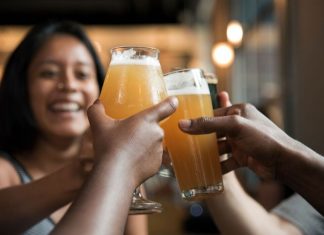 Marcas de Cervejas Precisam Melhorar Comunicação Com As Mulheres Brasileiras